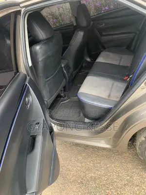 Toyota Corolla XSE (1.8L 4cyl 2A) 2019 Gray
