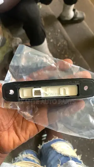 Toyota Boot Sensor