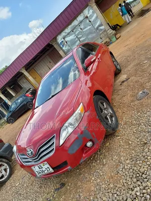 Toyota Camry 2010 Red