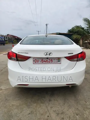 Hyundai Elantra Limited Sedan FWD (1.8L 4cyl 6A) 2013 White