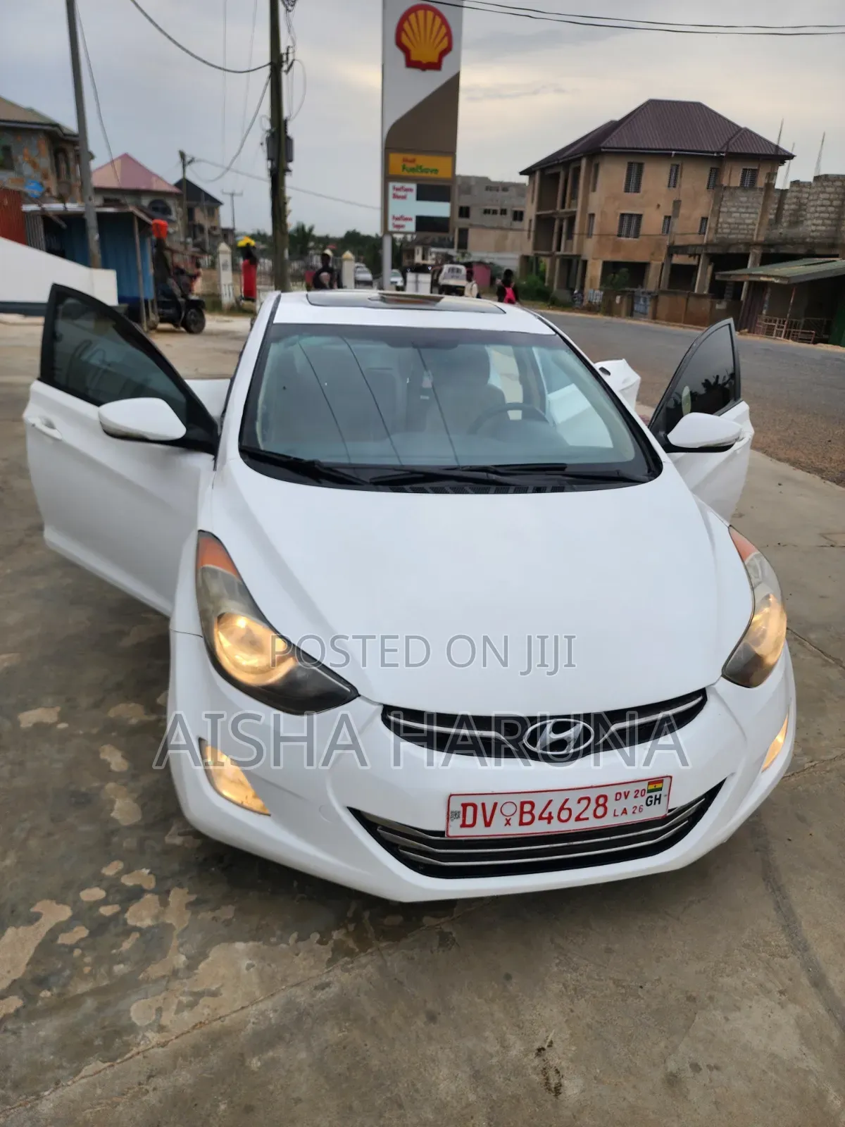 Hyundai Elantra Limited Sedan FWD (1.8L 4cyl 6A) 2013 White