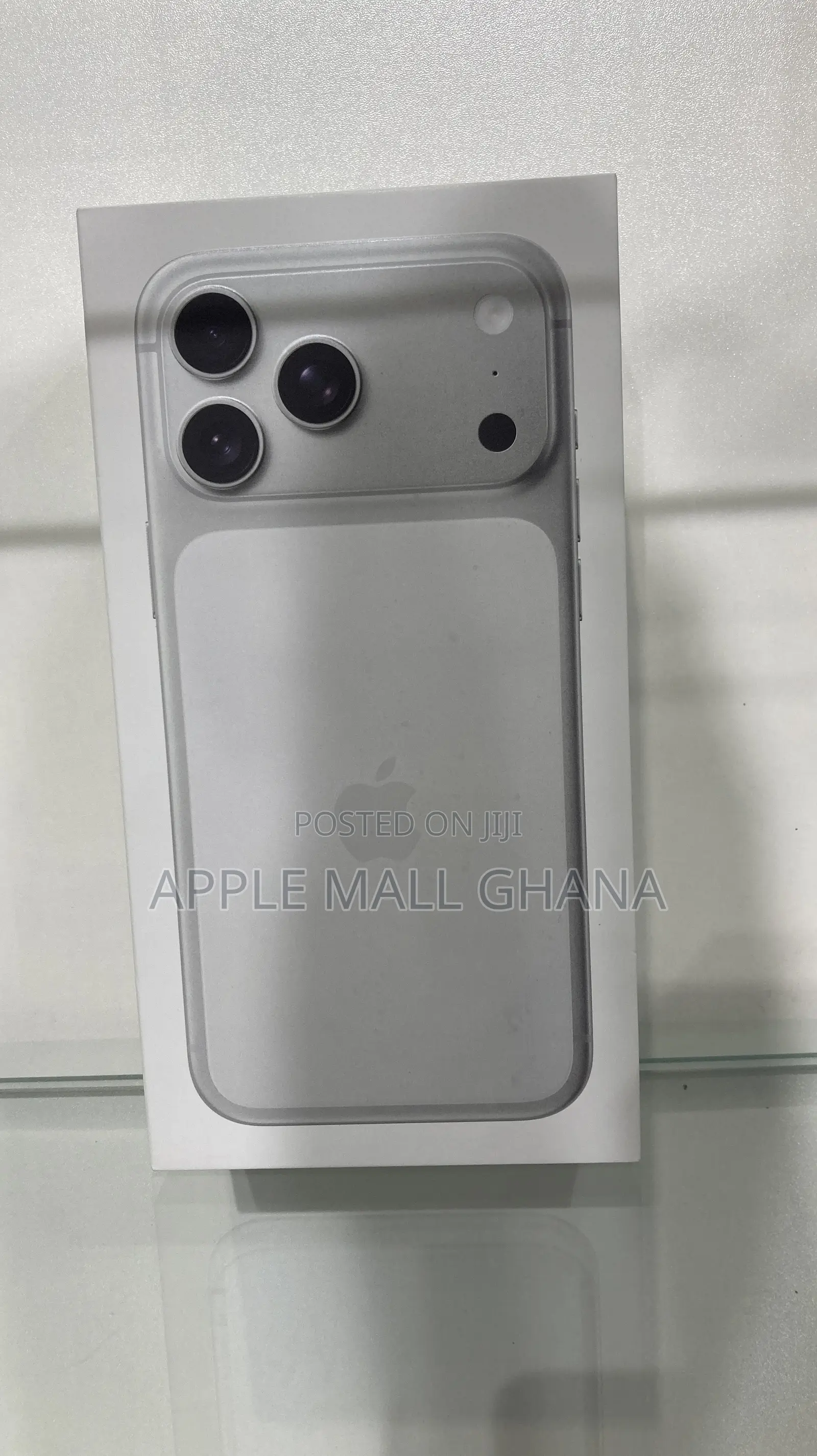 New Apple iPhone 17 Pro Max 256 GB Silver