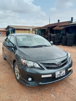 Toyota Corolla 2013 Gray