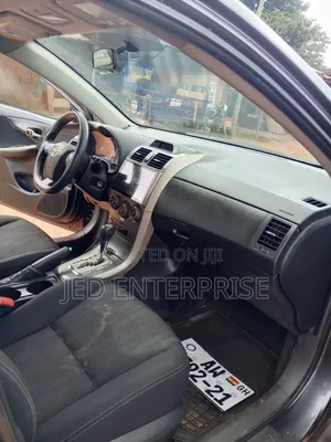 Toyota Corolla 2013 Gray
