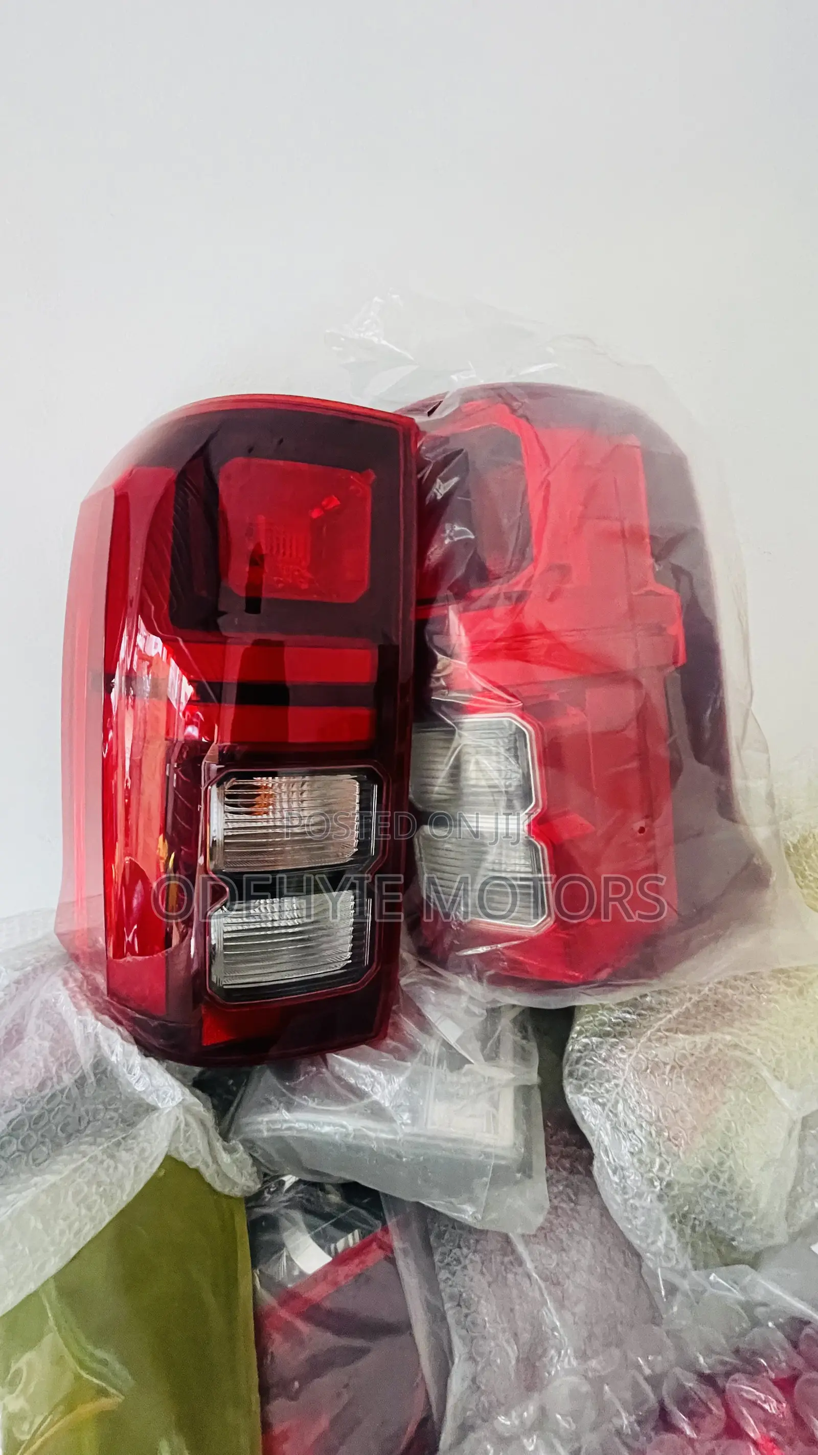 L 200 2024 Taillamp