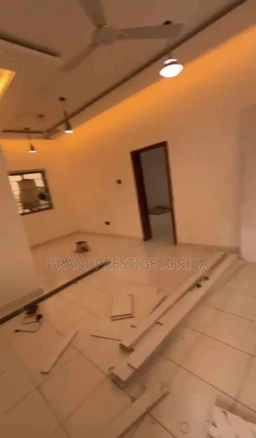 2bdrm Apartment in Grandprestige Africa, Lapaz for rent