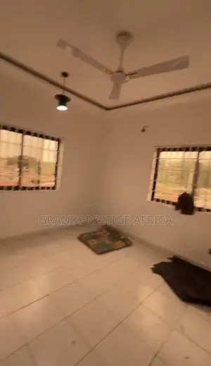 2bdrm Apartment in Grandprestige Africa, Lapaz for rent