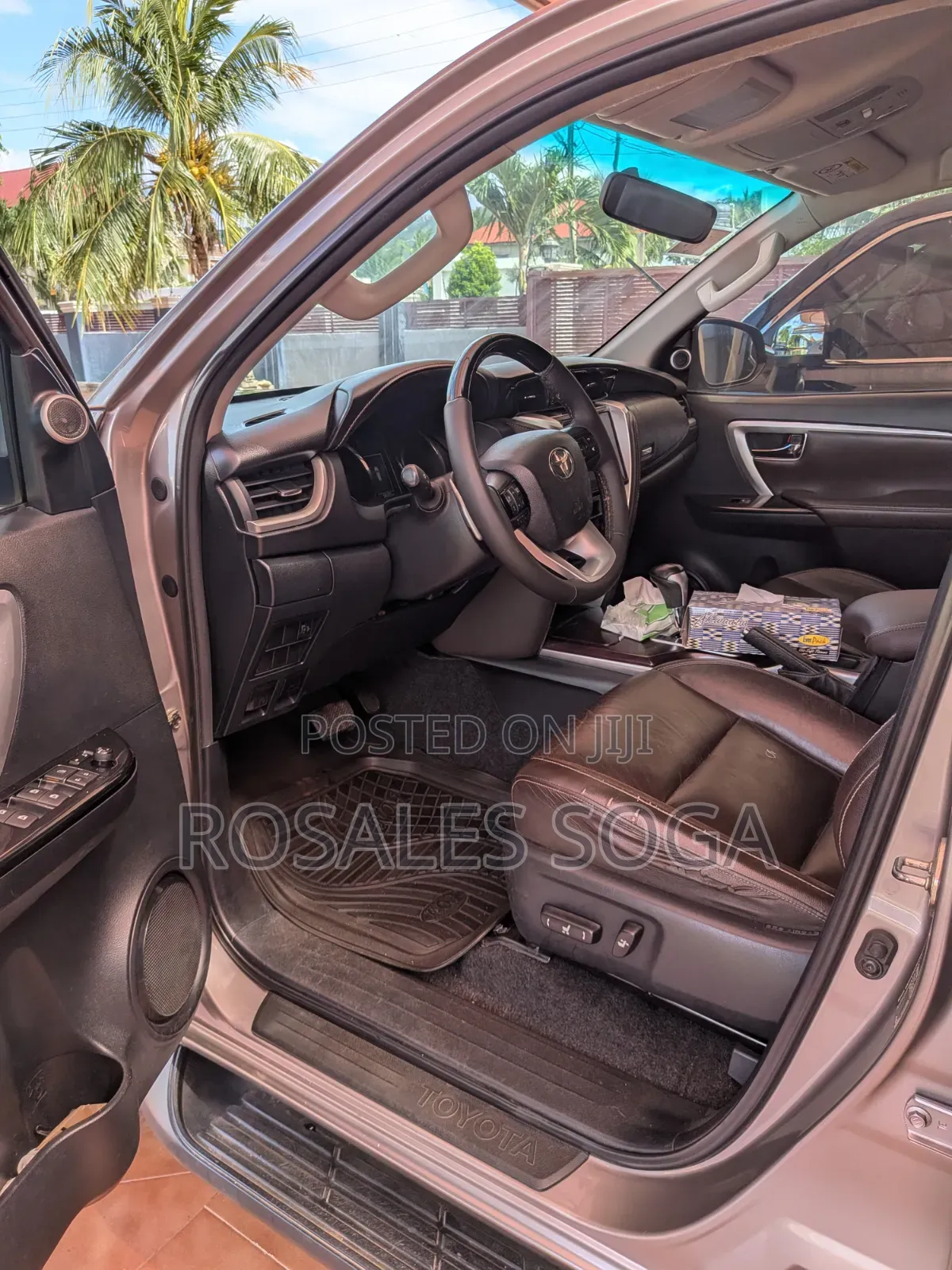 Toyota Fortuner 2.4 D AWD 2019 Beige