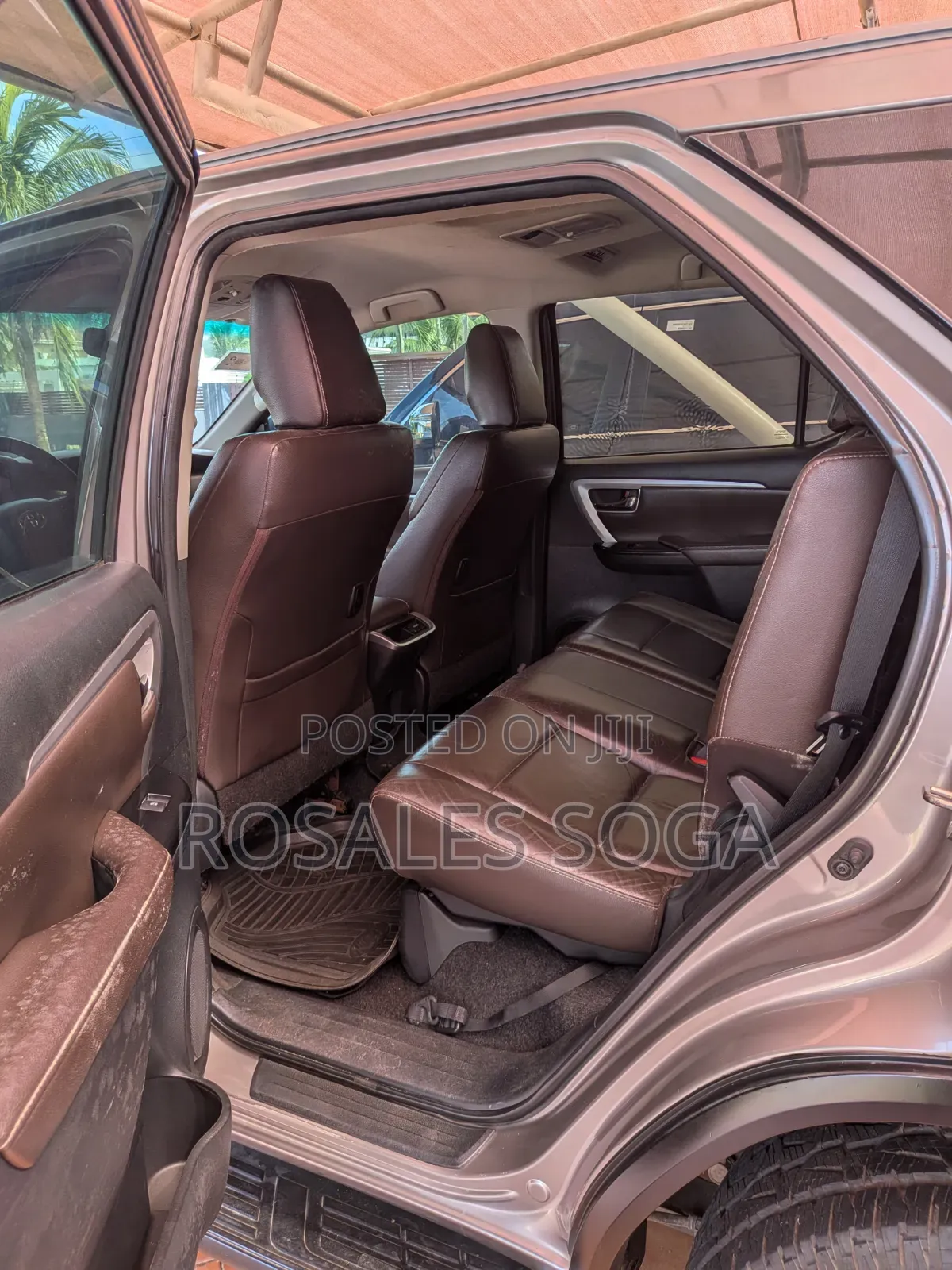 Toyota Fortuner 2.4 D AWD 2019 Beige