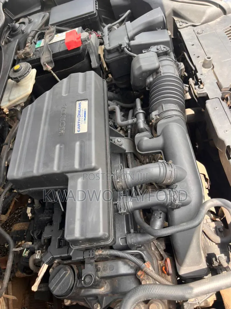 Honda CR-V 2019 White
