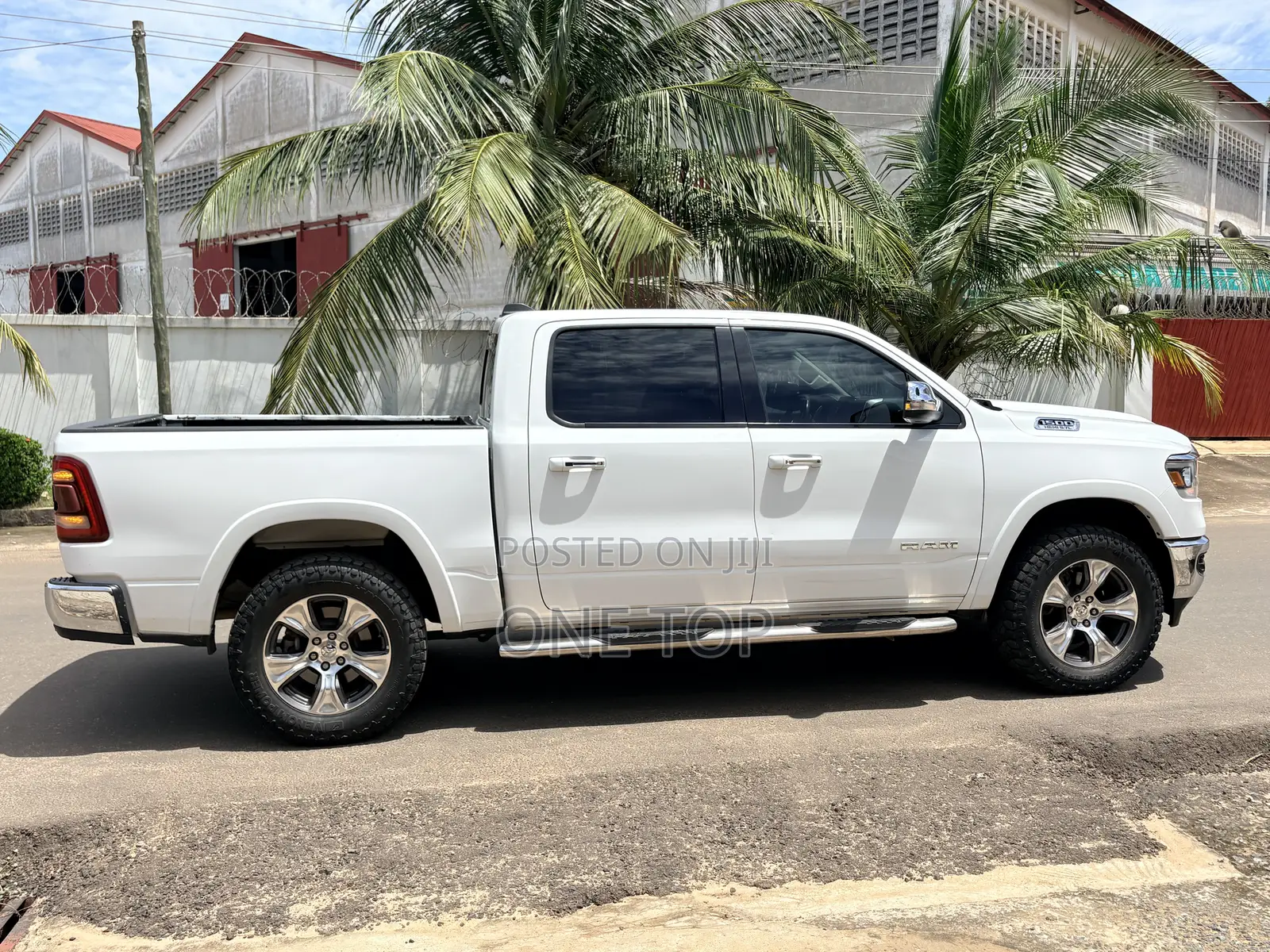 RAM 1500 2020 White