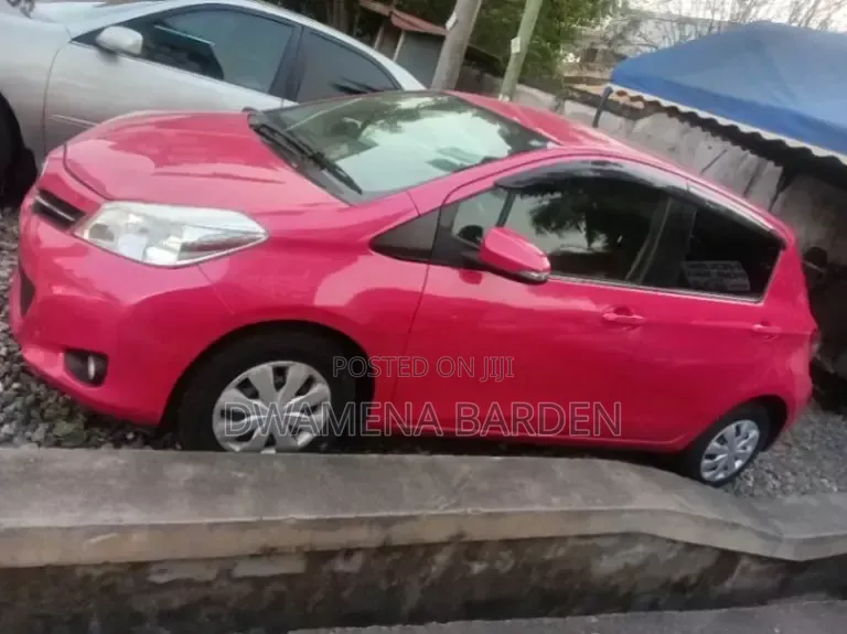 Toyota Vitz 2013