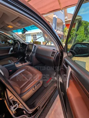 Toyota Land Cruiser 4.5 V8 VXR 2019 Black