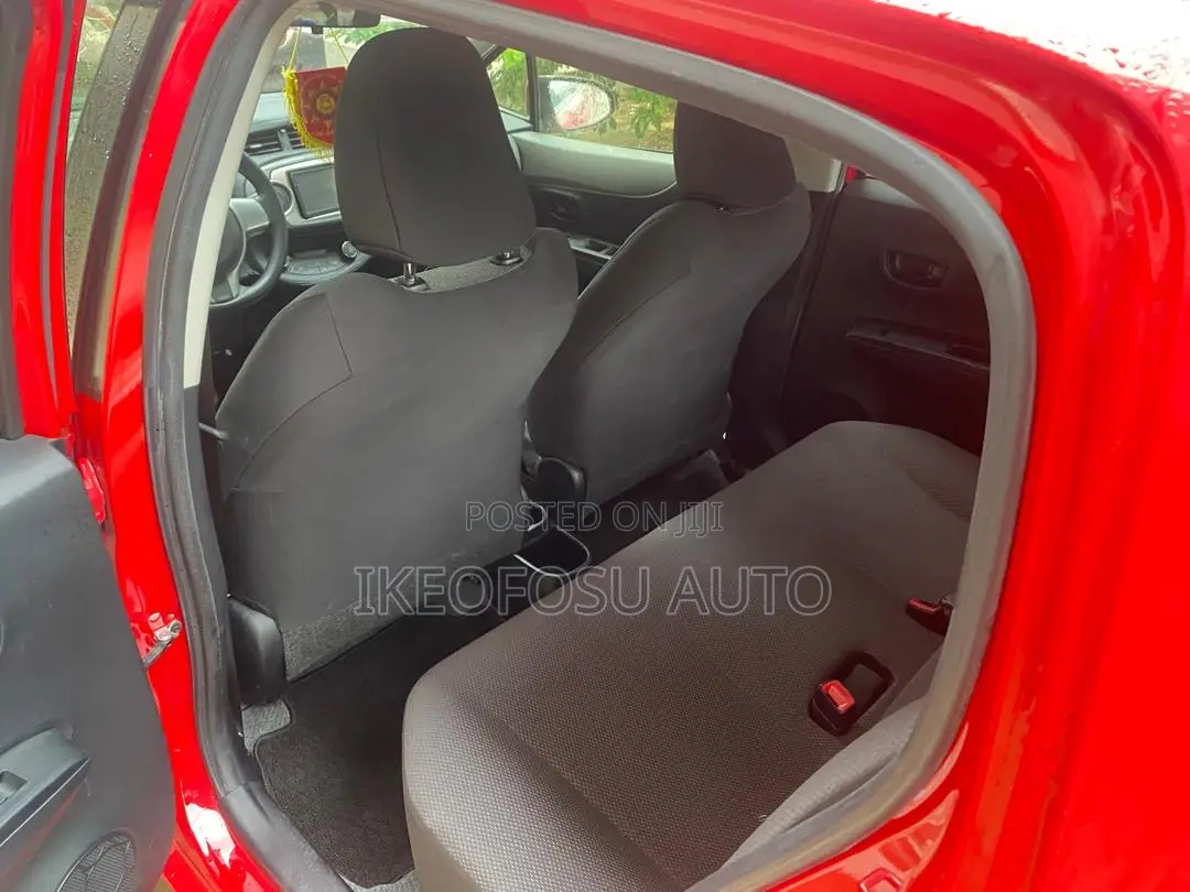 Toyota Vitz 2014 Red