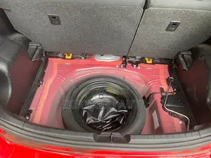 Toyota Vitz 2014 Red