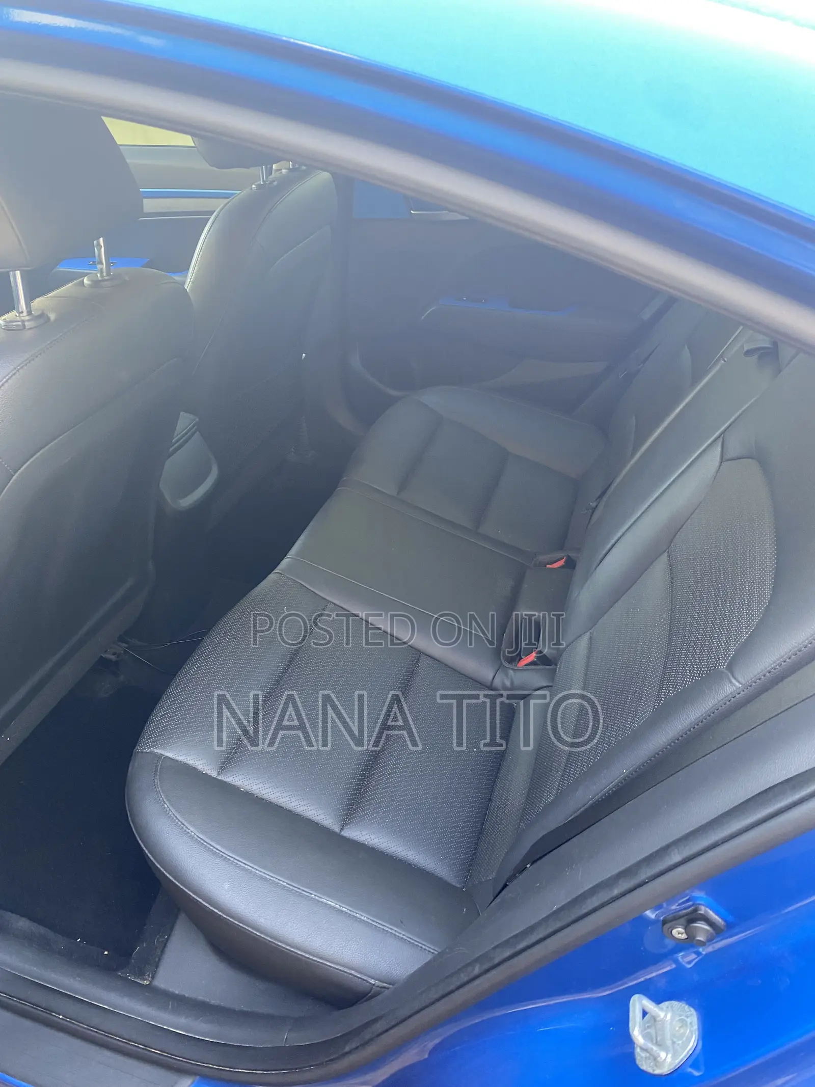 Hyundai Elantra SE Sedan FWD (2.0L 4cyl 6M) 2017 Blue