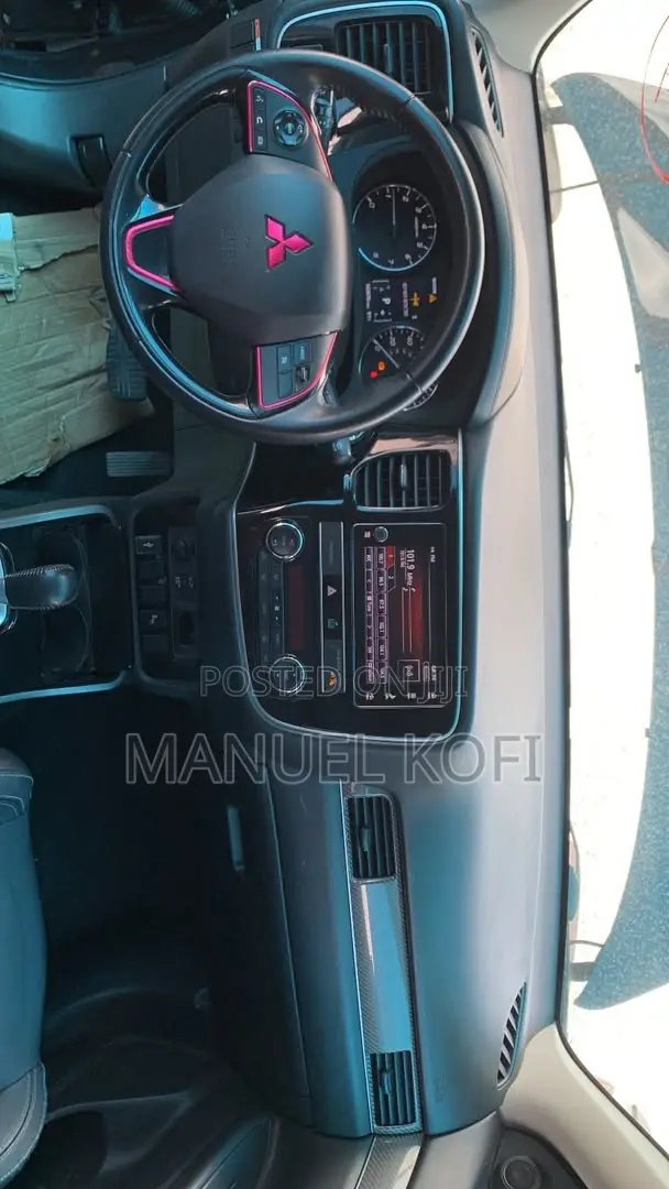 Mitsubishi Outlander SEL AWC 2019 Black