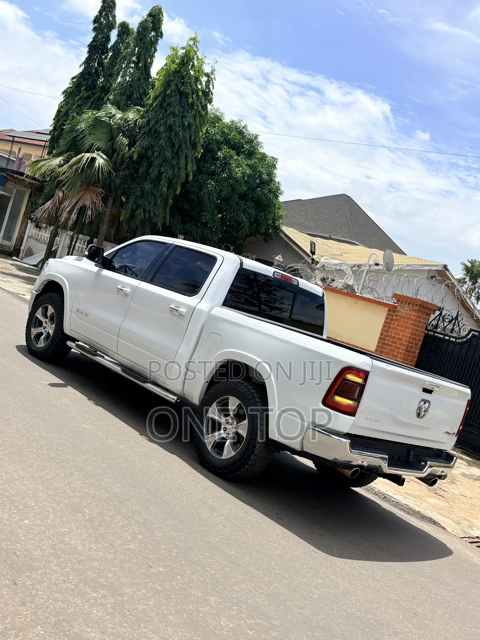 RAM 1500 2020 White