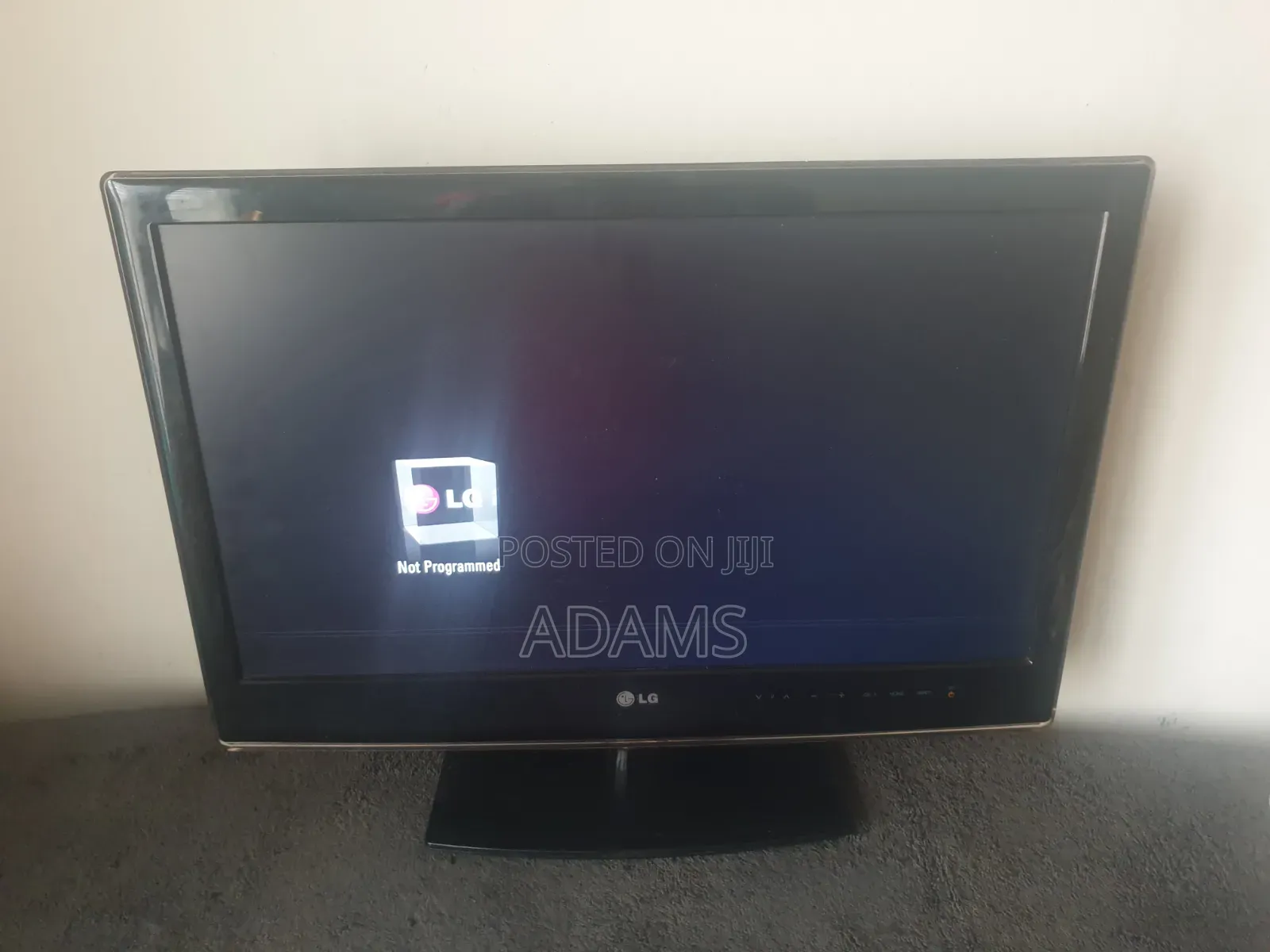 All Kinds of TVS for Whole Sale Retail