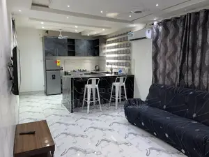 Fully Furnished Two Bedrooms Apartment (Ghc 500 Per Day)