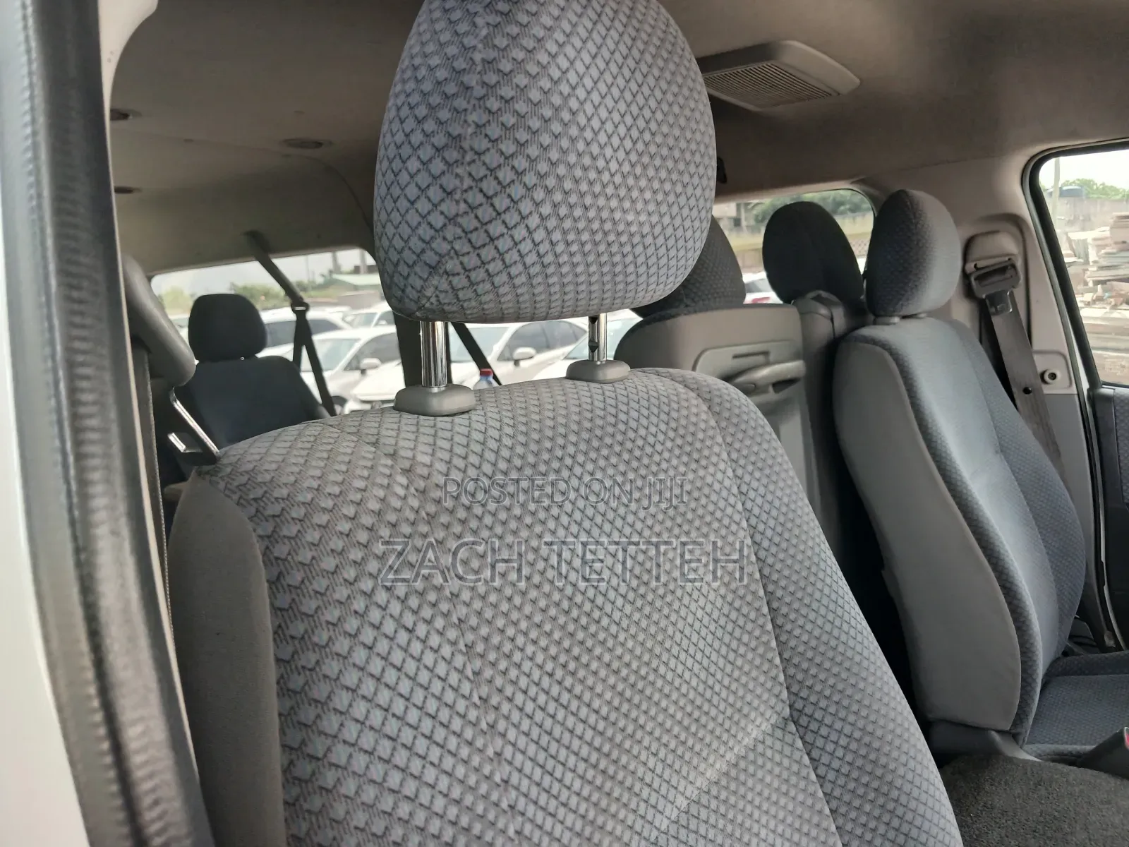 Toyota HiAce 2017 White