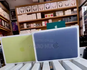 New Laptop Apple MacBook Neo 2026 8GB SSD 256GB