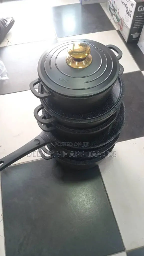 Cooking Pot