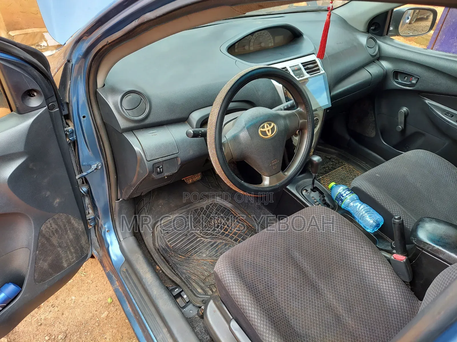 Toyota Yaris 2010 Blue