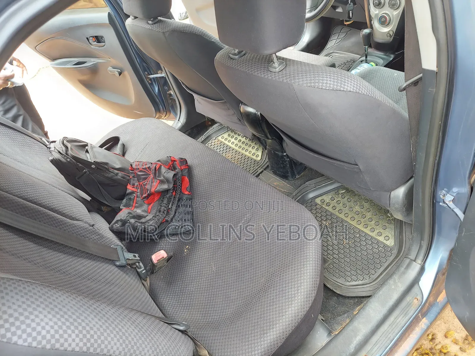 Toyota Yaris 2010 Blue
