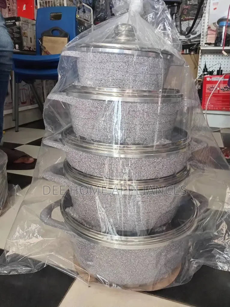 Cooking Pot