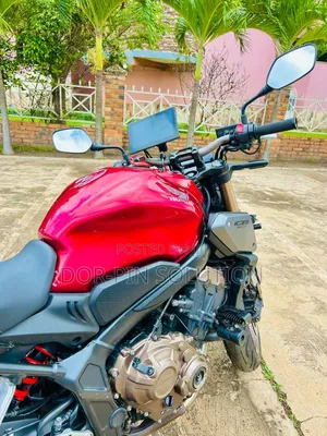 Honda CBR 2023 Red