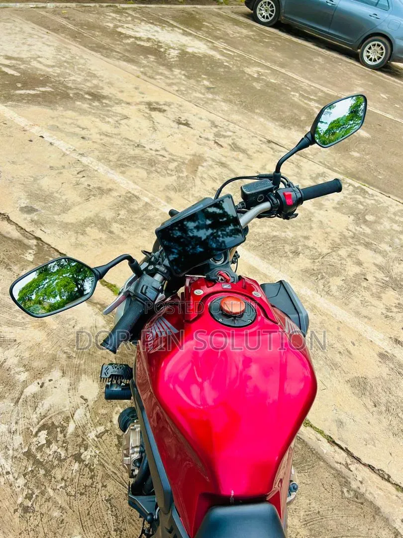 Honda CBR 2023 Red