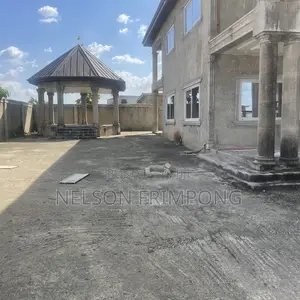 7bdrm House in Offinso Municipal for sale