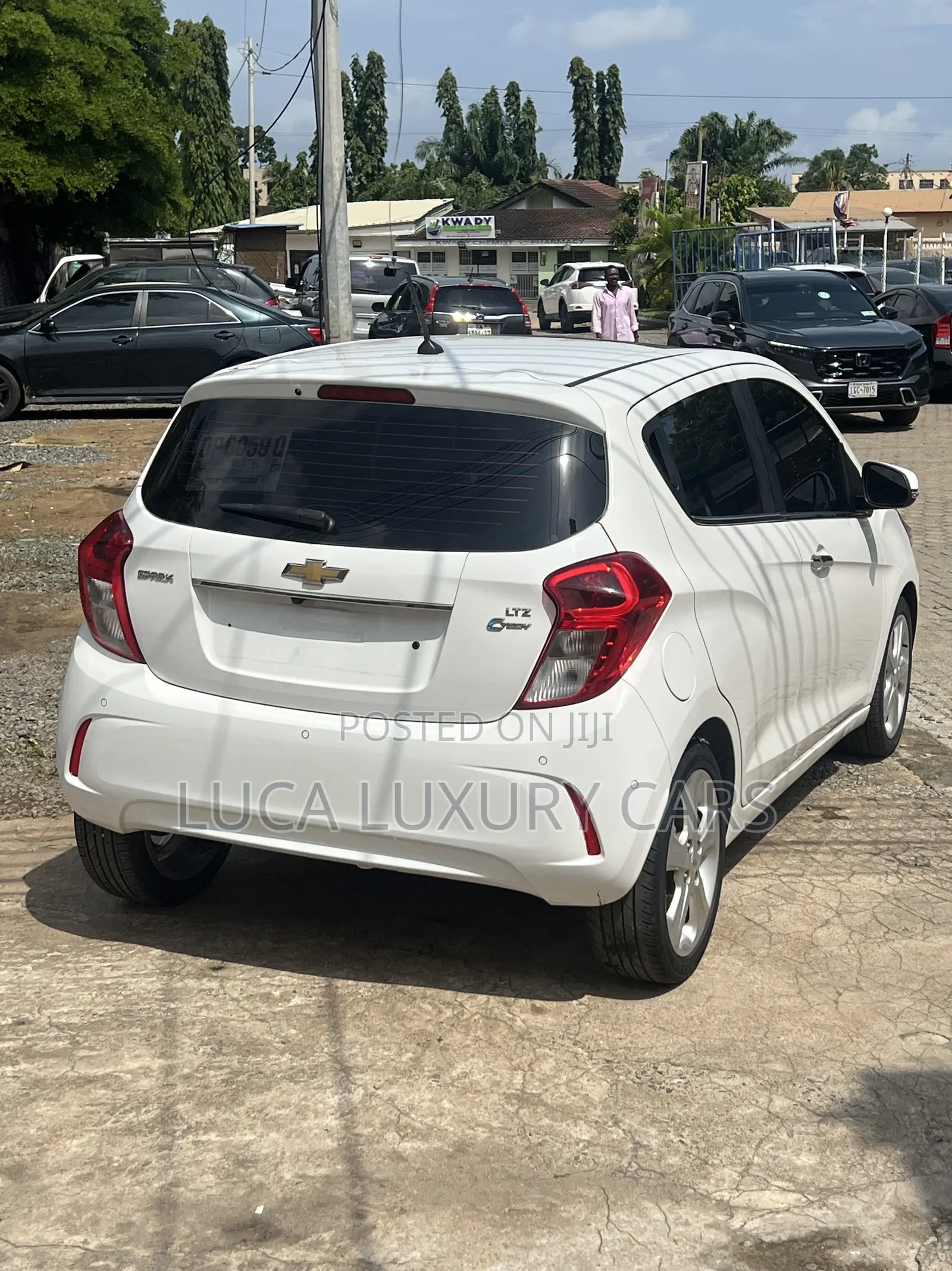 Chevrolet Spark 2015 White