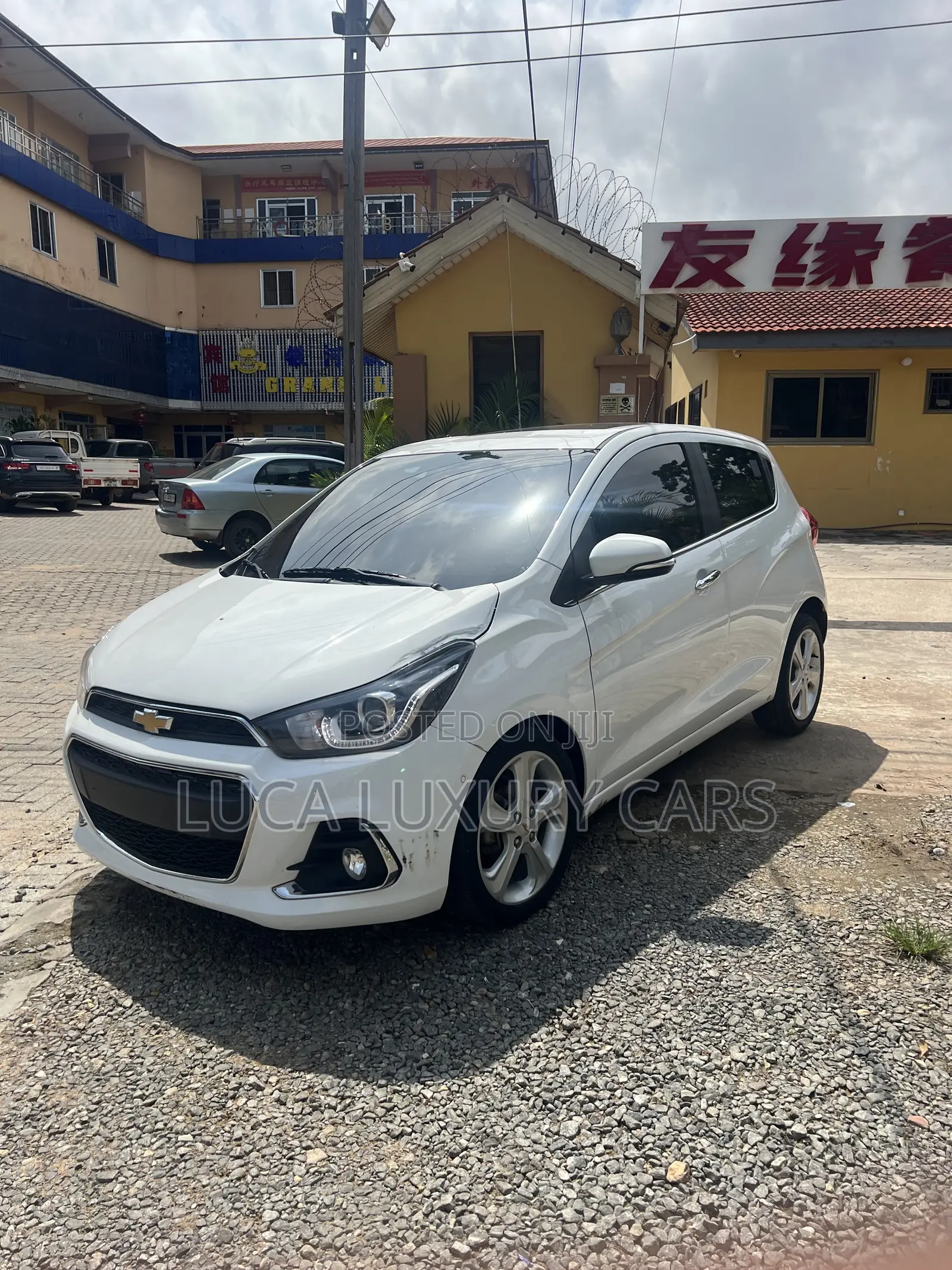 Chevrolet Spark 2015 White