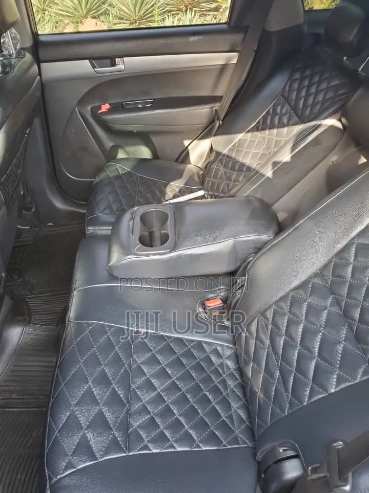 Kia Sorento LX 4dr SUV (2.4L 4cyl 6A) 2015 Gray