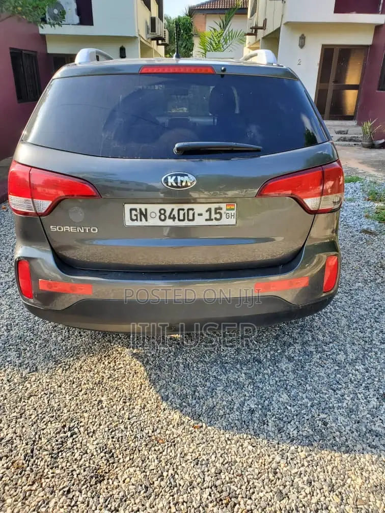 Kia Sorento LX 4dr SUV (2.4L 4cyl 6A) 2015 Gray