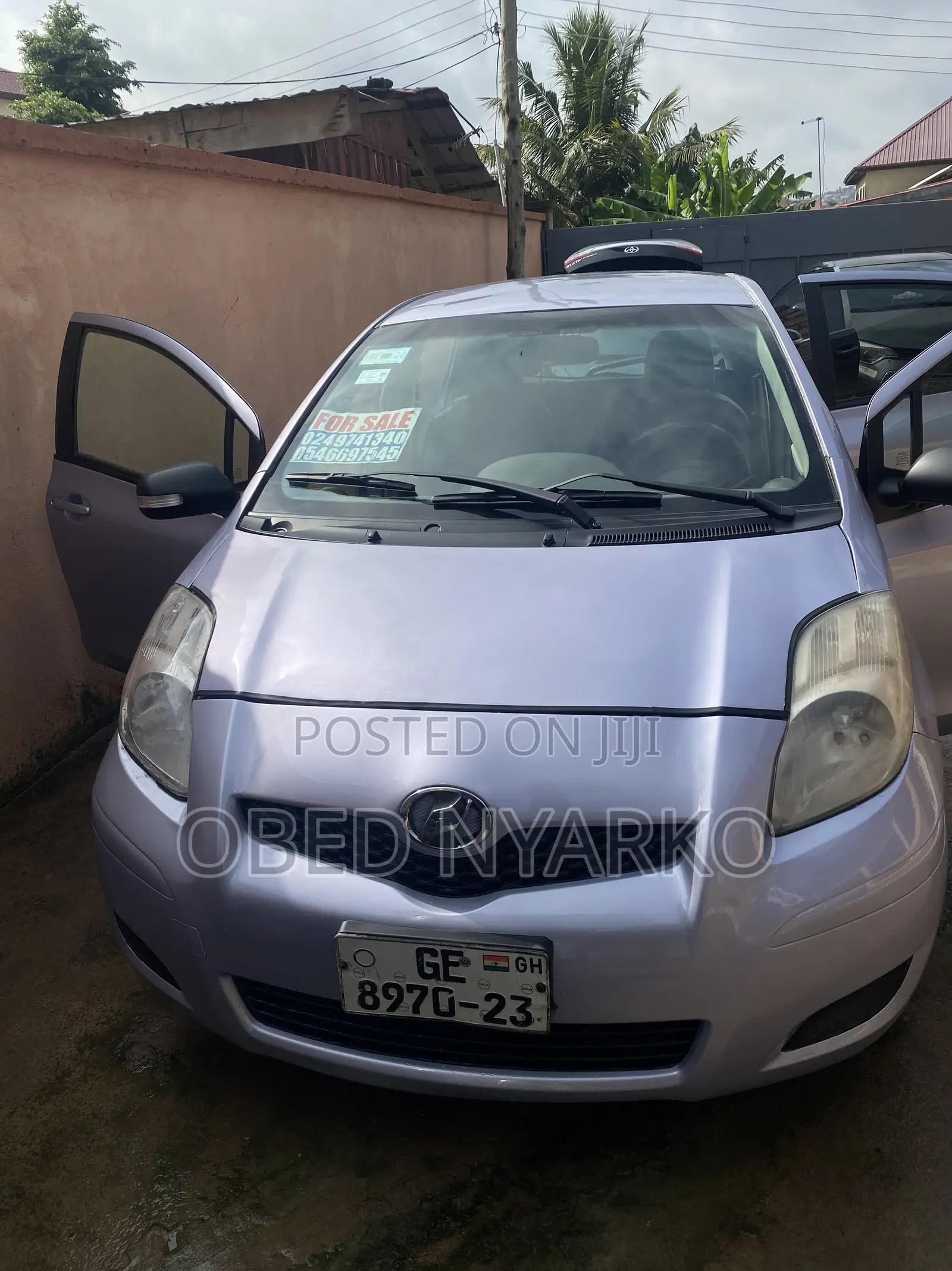 Toyota Vitz 1.3 AWD 5dr 2010 Silver
