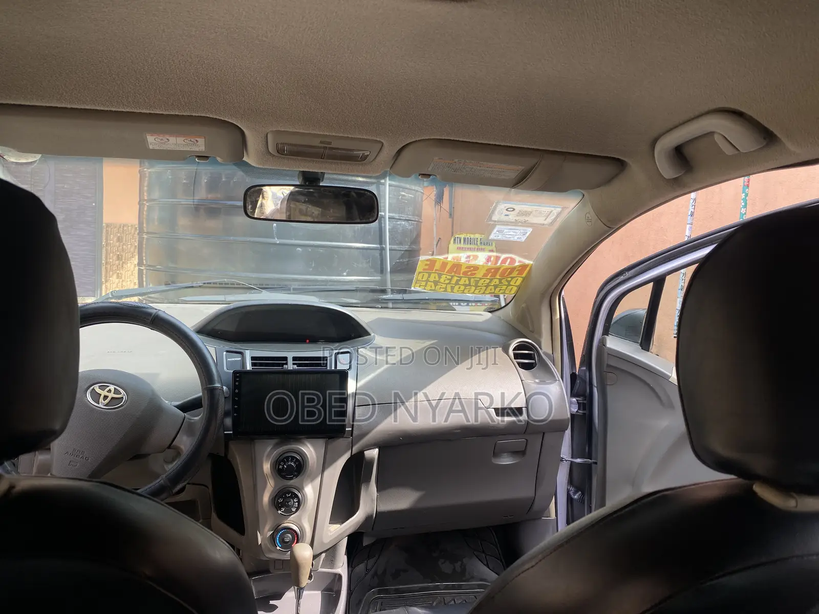 Toyota Vitz 1.3 AWD 5dr 2010 Silver