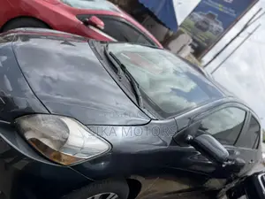 Toyota Yaris 2012