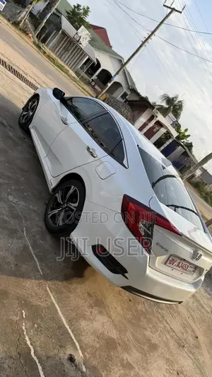 Honda Civic Touring Sedan 2018 White