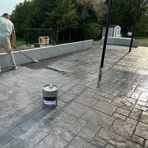 Transparent Polish for Stamped Concrete