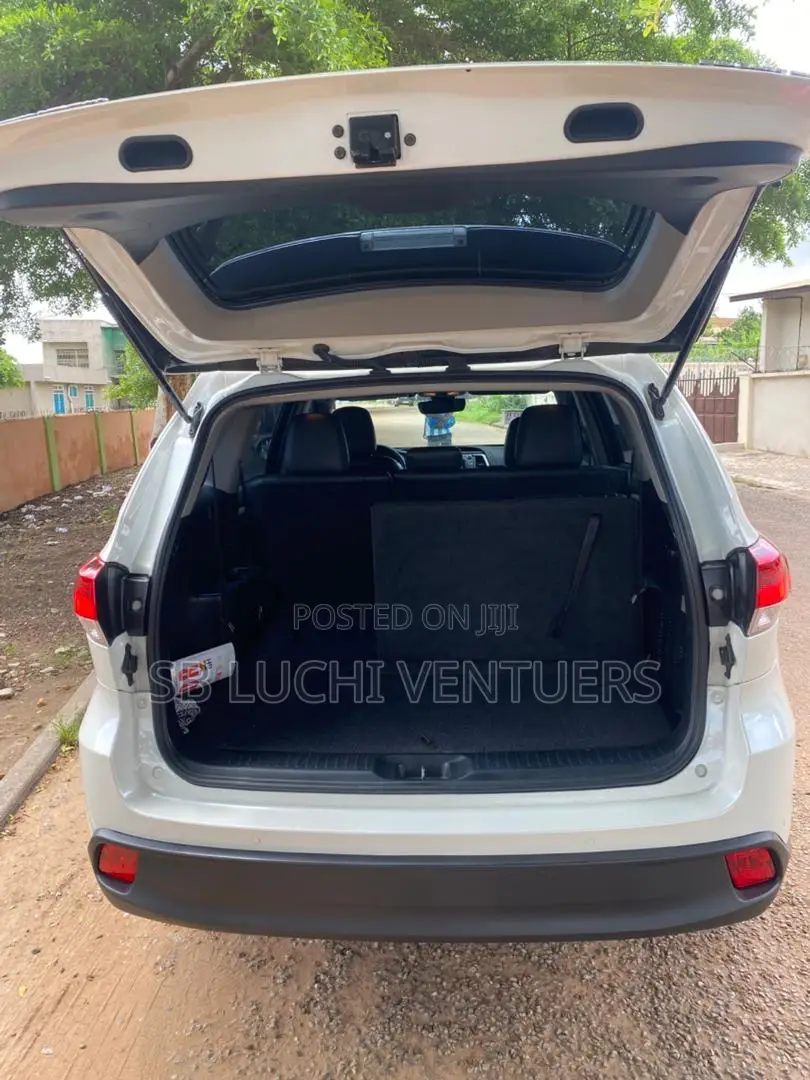 Toyota Highlander 2019 White