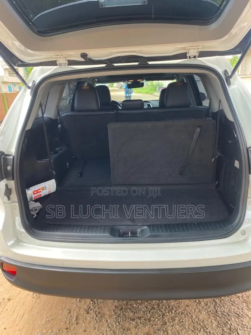 Toyota Highlander 2019 White