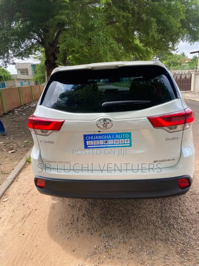 Toyota Highlander 2019 White