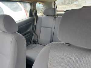 Pontiac Vibe 2010 Silver