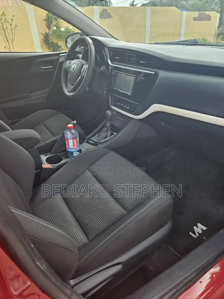 Scion iM Base 2016 Red