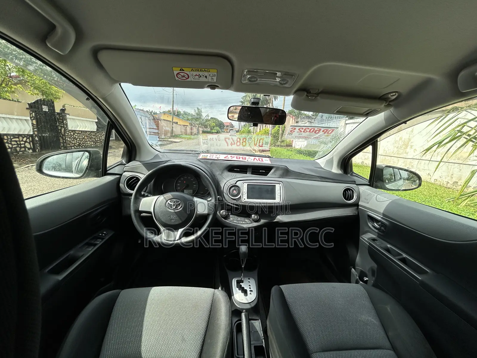 Toyota Vitz 2014 Pearl