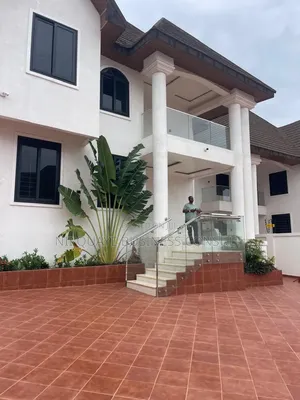 Furnished 4bdrm Mansion in Santasi Kotwi, Kumasi Metropolitan for sale