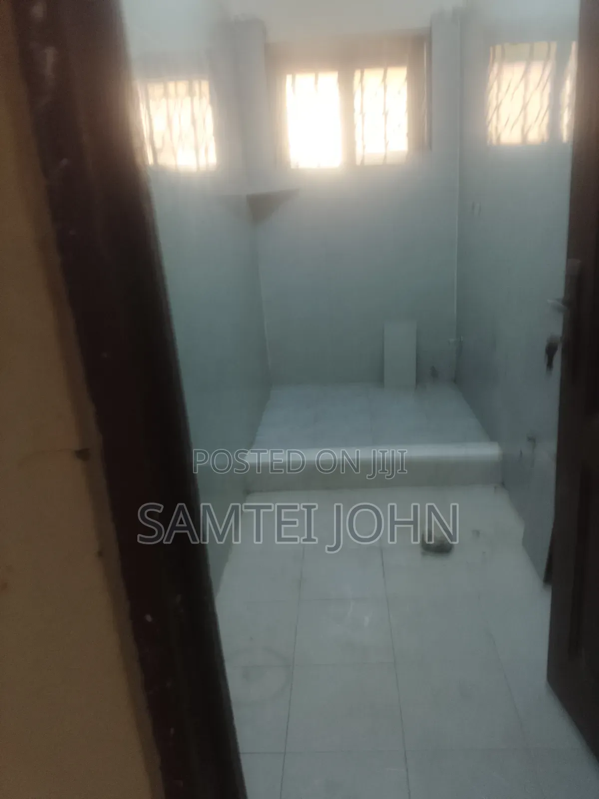 3bdrm House in P.O.Box1568 Tema, School Junction for rent